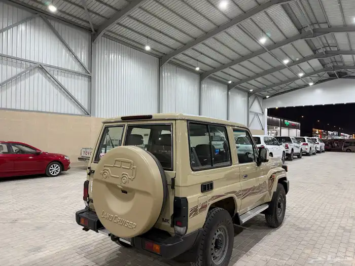 تويوتا ربع 2025 فل كامل قير تماتيك سعودي عداد 6 الاف فقط 7