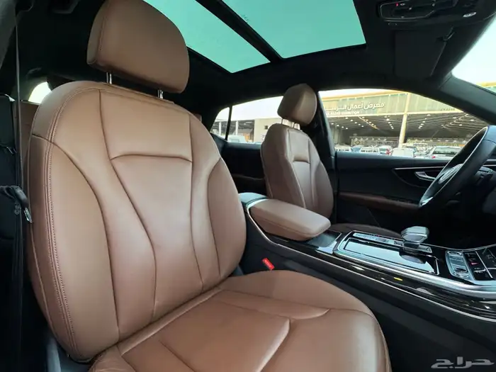 اودي Q8 2023 S line عداد 25 الف على الضمان 12