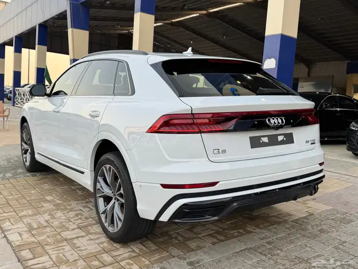 اودي Q8 2023 S line عداد 25 الف على الضمان 3