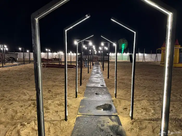 مخيم للإيجار اليومي أقسام كبيره ويتوفر نطيطه وتصميم مختلف 3