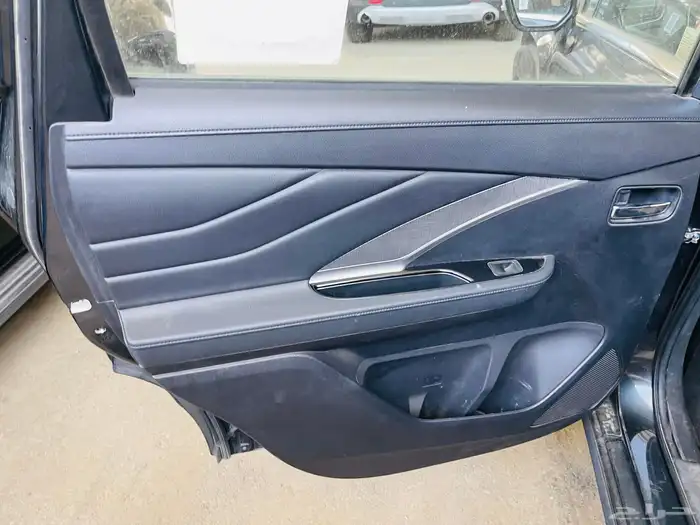 ميتسوبيشي اكسباندر كروس 2023 مستعمل 7