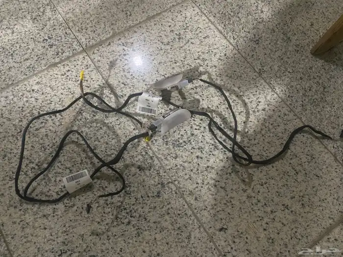 قطع مرسيدس 560 وفياجرا 27