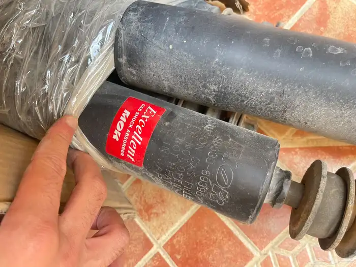 مساعدات لاند كروزر 1