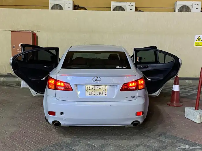 لكزس IS300 2008 فل كامل 1