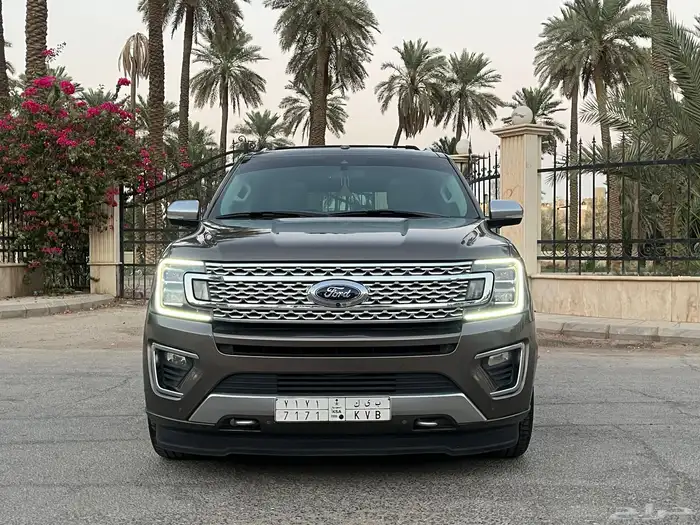 فورد إكسبيديشن بلاتينوم 2019 (Platinum) وارد الجزيرة مخزن 0