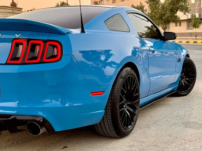 فورد موستنج GT قير عادي 8 سلندر 15