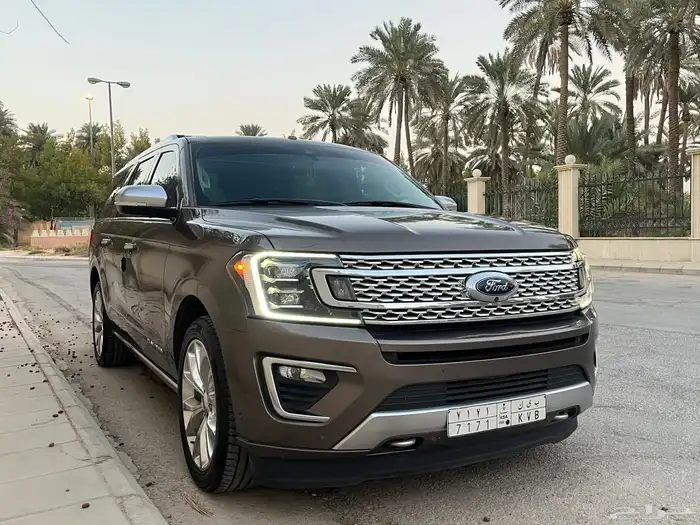 فورد إكسبيديشن بلاتينوم 2019 (Platinum) وارد الجزيرة مخزن 17