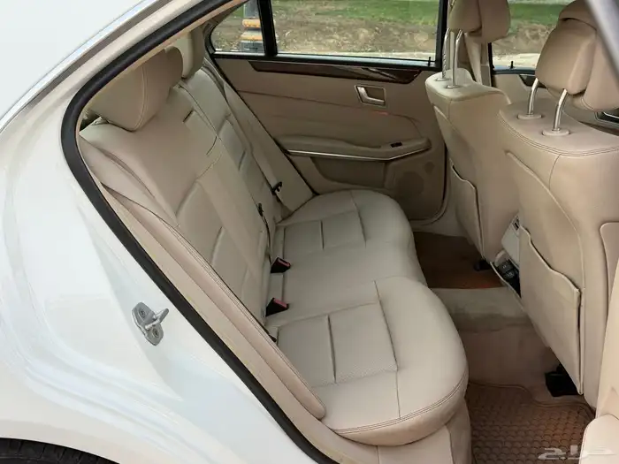 مرسيدس E350 فل 2014 كندي 39