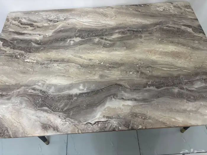 طاوله رخام لم تستخدم كثيرا استخدام بسيط جدا 2