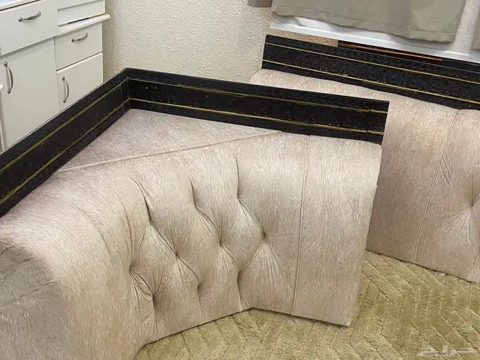 مساند جديده .. ثلاث زواياء . ست طويله و2 صغيره 2