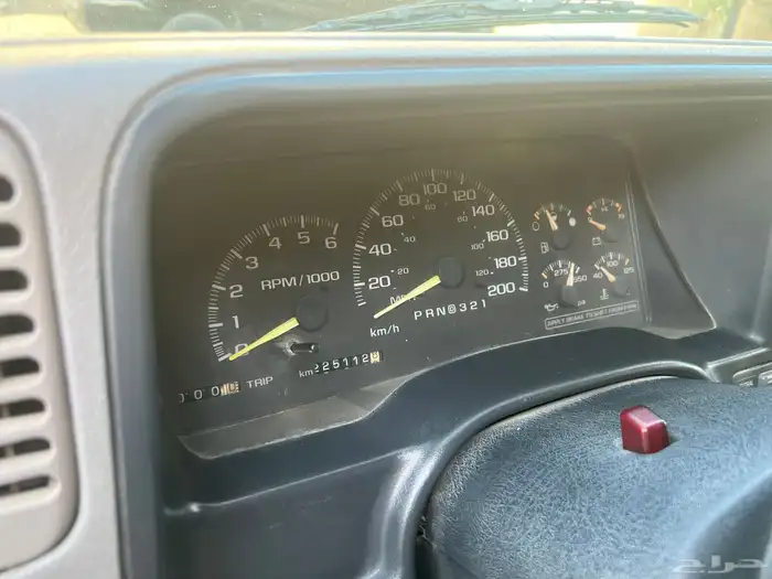 جي ام سي سوبربان موديل 1998 3