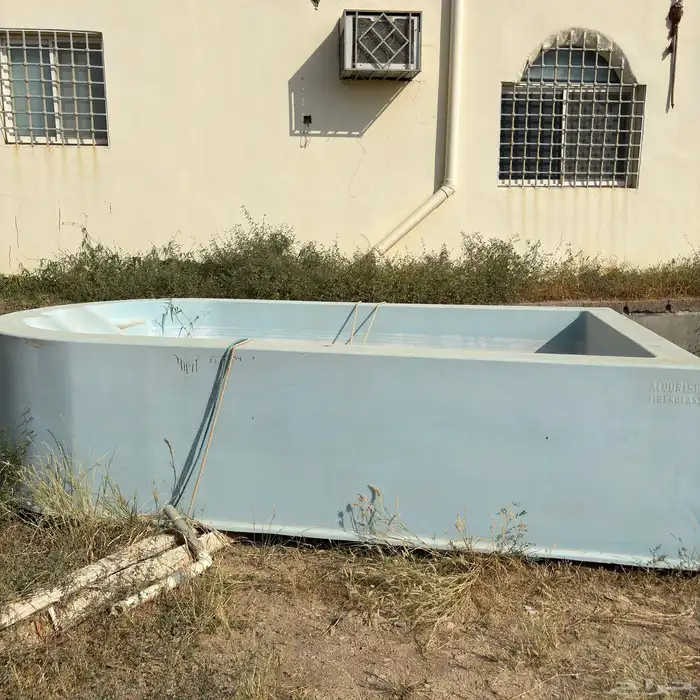 مسبح فيبر جلاس جاهز 1
