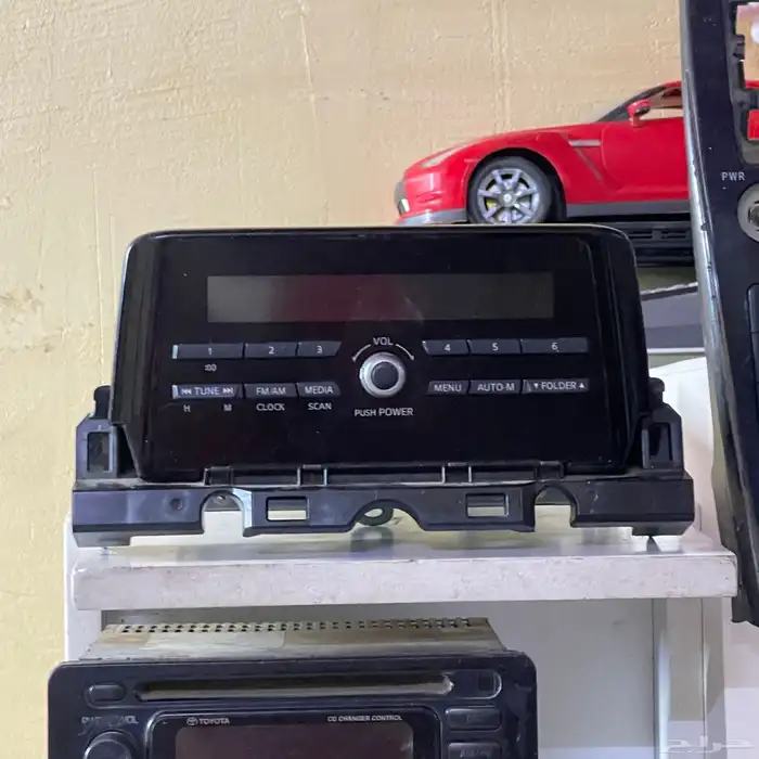 مسجلات وشاشات انواع هوندا مازدا تويوتا هونداي جديد وقديم 2