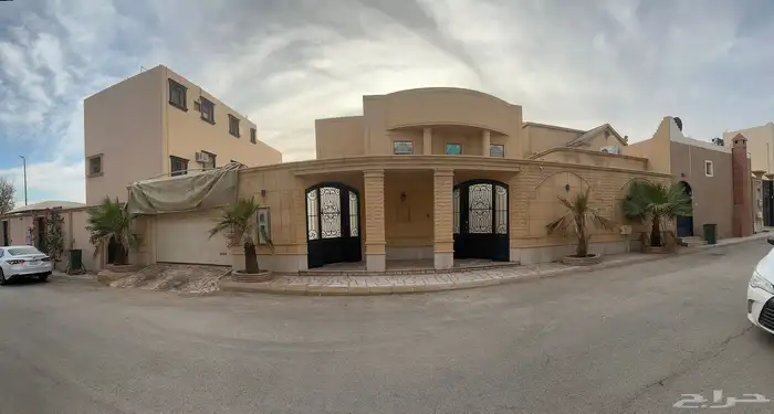 فيلا للبيع ( قصر مصغر ) 2