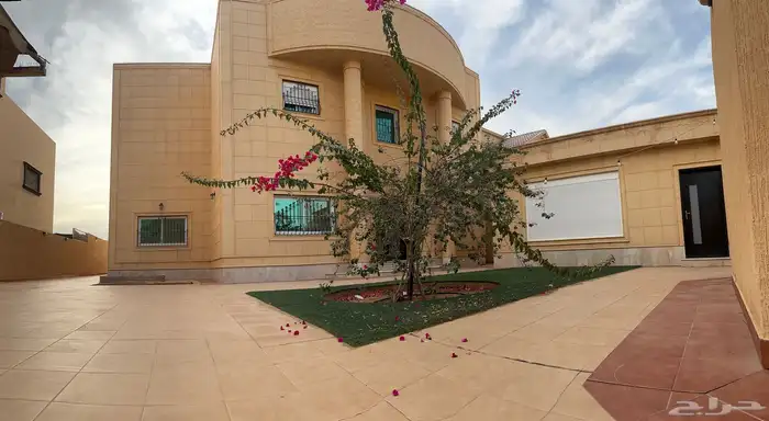 فيلا للبيع ( قصر مصغر ) 3