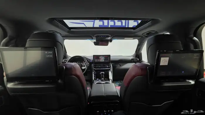 لاندكروزر VXR فل 2022 21