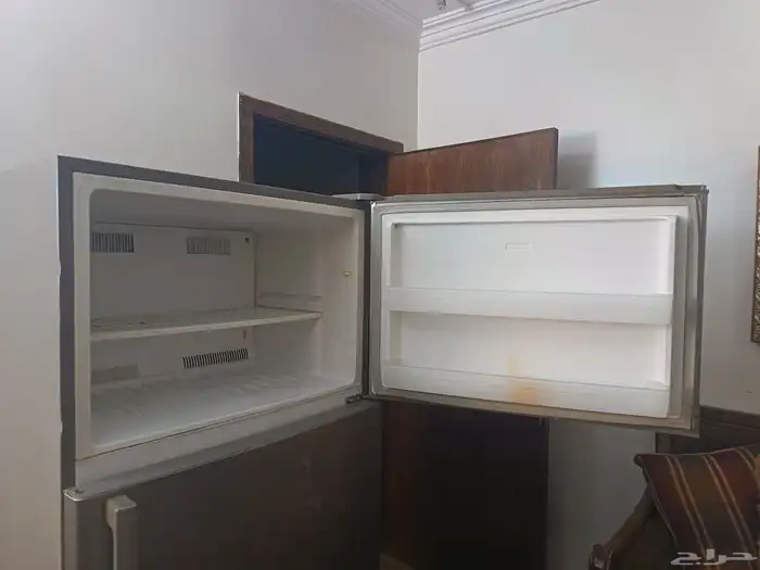 للبيع ثلاجه 21 قدم استعمال نظيف كهرباء 220 1