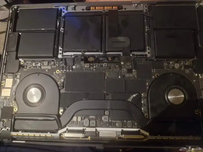 قطع غيار ماك بوك برو 2019-2020 A2141 اصليه من جهاز جديد 0