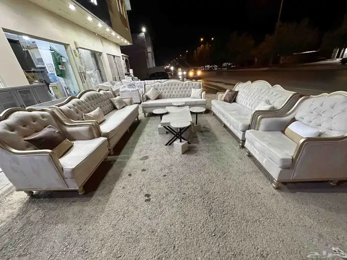 كنب كلاسيك 11 شخص شامل الطاولات شامل التوصيل 2