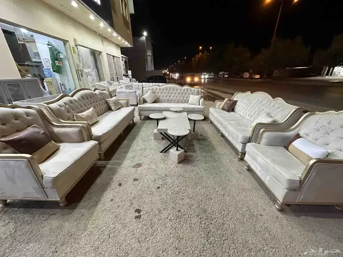 كنب كلاسيك 11 شخص شامل الطاولات شامل التوصيل 0