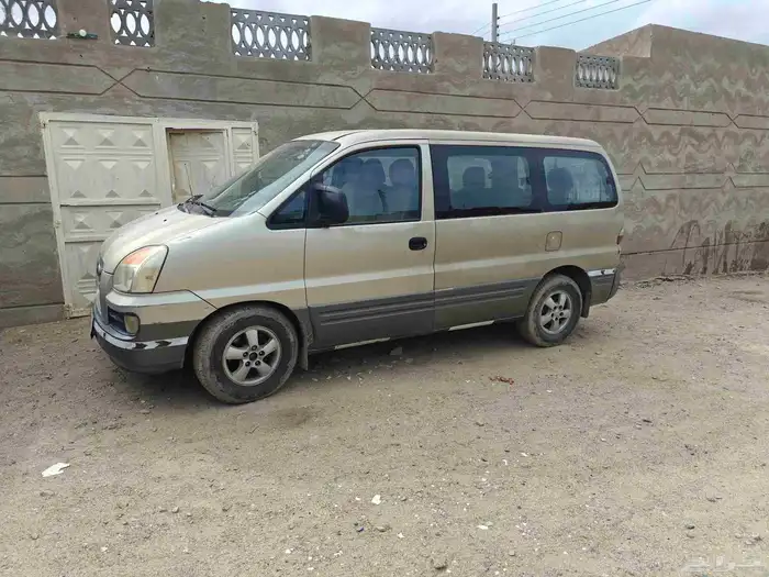 للبيع هونداي إتش ون موديل 2006 قير عادي سيارة باص شغل و امشي 2