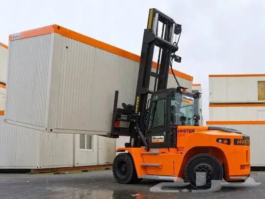سيزر لفت للايجار فوركلفت للايجار scissor lifts forklifts 4