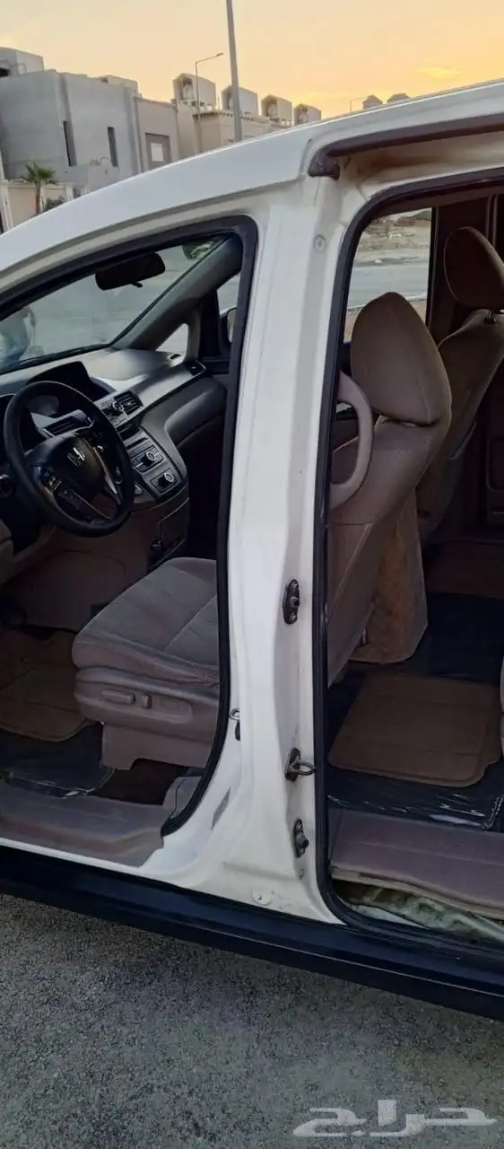 هوندا أوديسي 2015 (( نظيفة )) 11