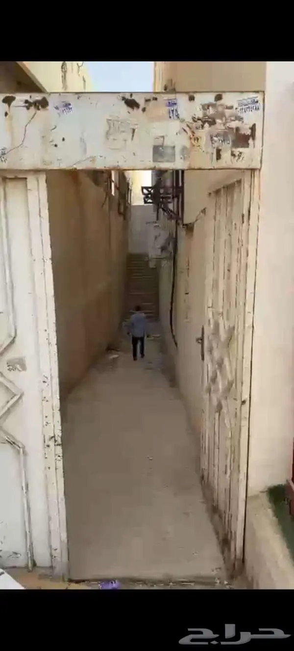 للايجار مستودع بحي الروابي قريب من الدائري الشرقي 0