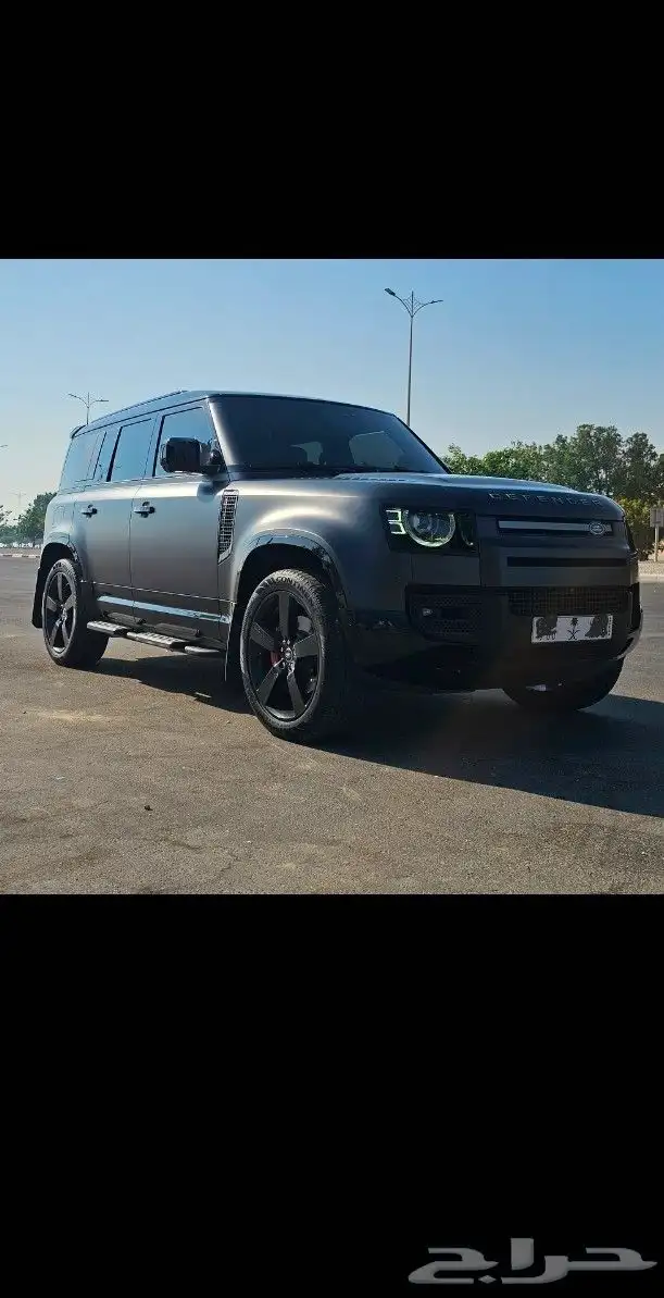 لاند روفر ديفندر 2025 0