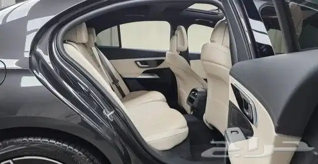 مرسيدس بنزين 9