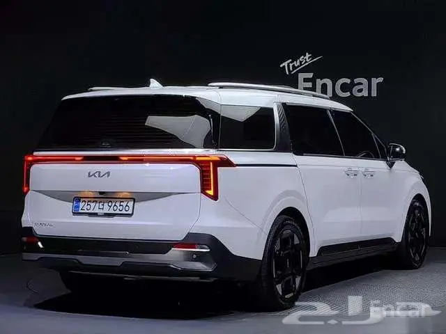 كيا كرنفال موديل 2024 1