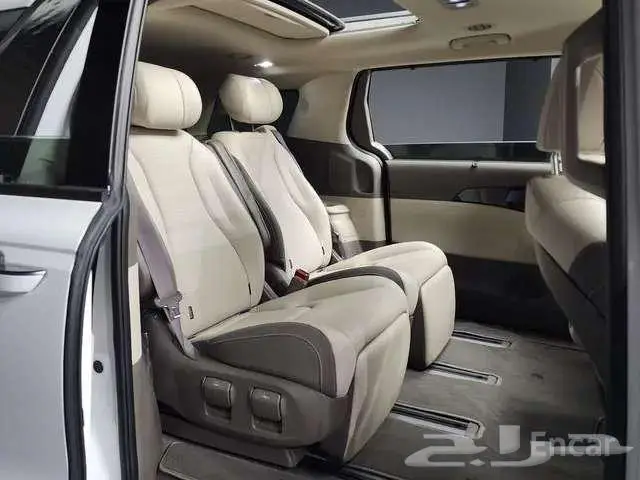 كيا كرنفال موديل 2024 6