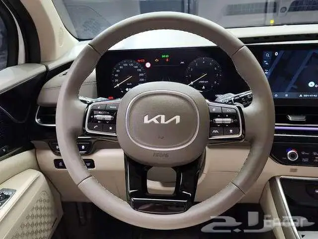 كيا كرنفال موديل 2024 11