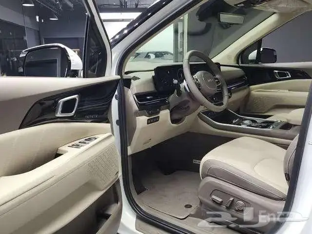 كيا كرنفال موديل 2024 4