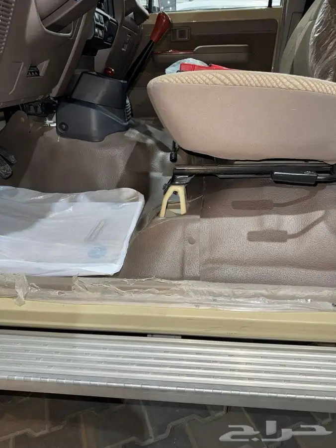 تويوتا جيب شاص عداد 19 الف 6