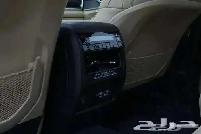 جيب جراند شيروكي ليميتد فل كامل 2023 عرض خاص 9