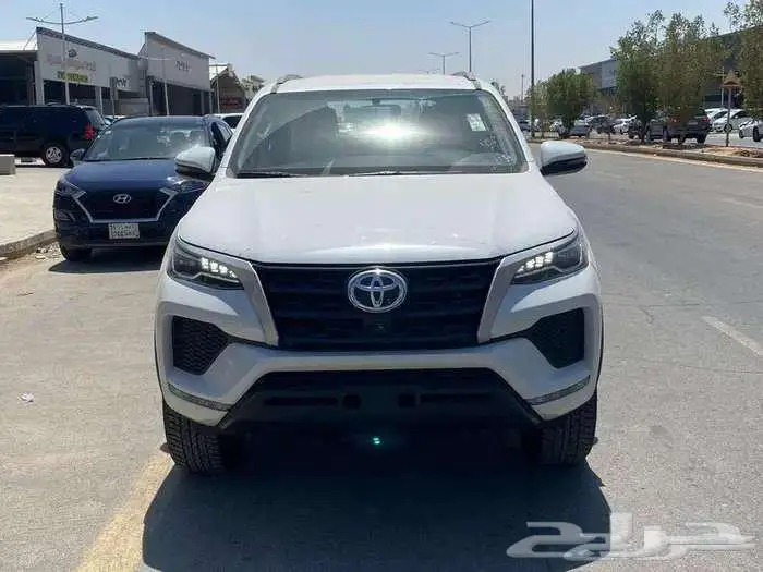 تويوتا فورتشنر GX2 دبل وبدون دبل بنزين 2025 1