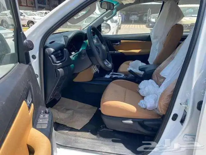 تويوتا فورتشنر GX2 دبل وبدون دبل بنزين 2025 6