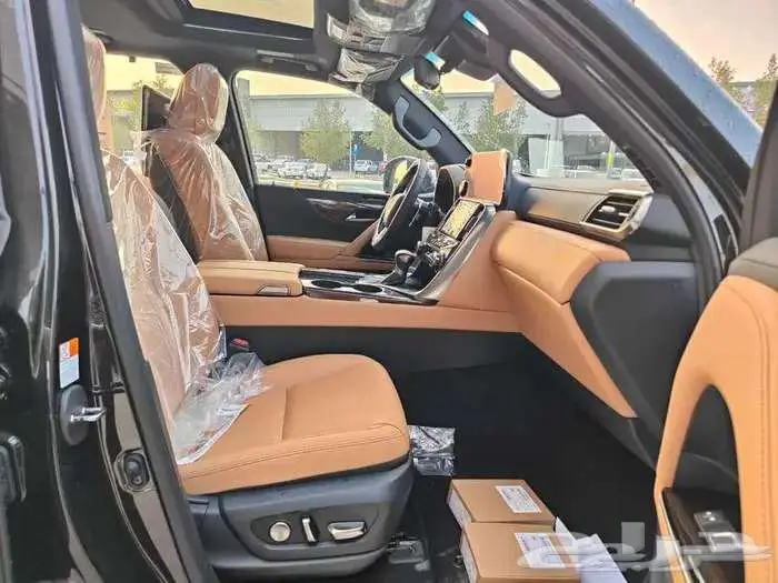 لكزس LX 600 BB فل كامل 2025 سعودي جمرك باقل الاسعار 9