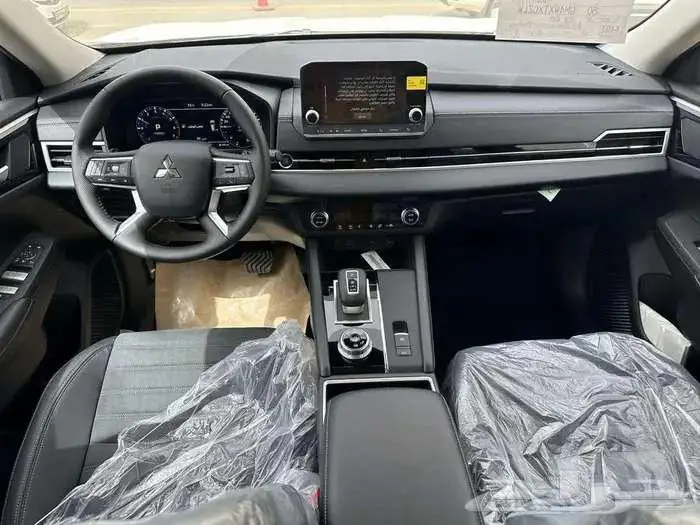 ميتسوبيشي اوتلاندر فل كامل ونص 2025 سعودي نقد وتقسيط 22