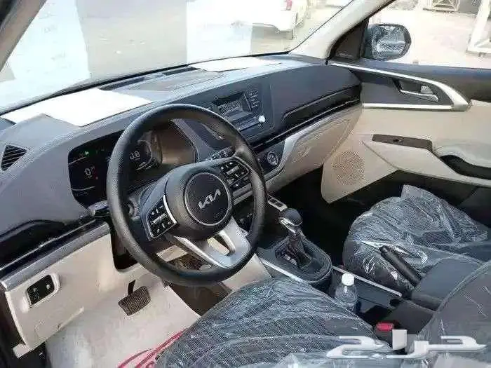 كيا كارينز الشكل الجديد 7 مقاعد نص فل 2025 بأقل الأسعار 4