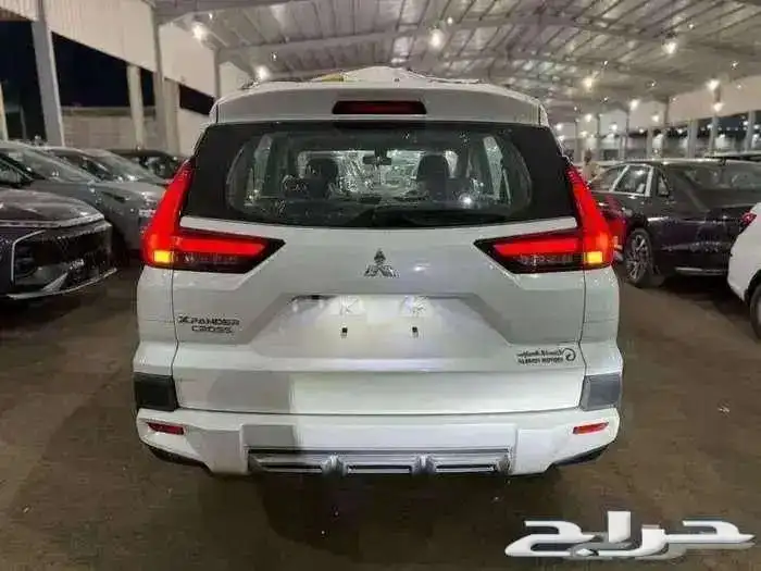 ميتسوبيشي اكسباندر كروس 2025 عرووض تحطيم الاسعار 3