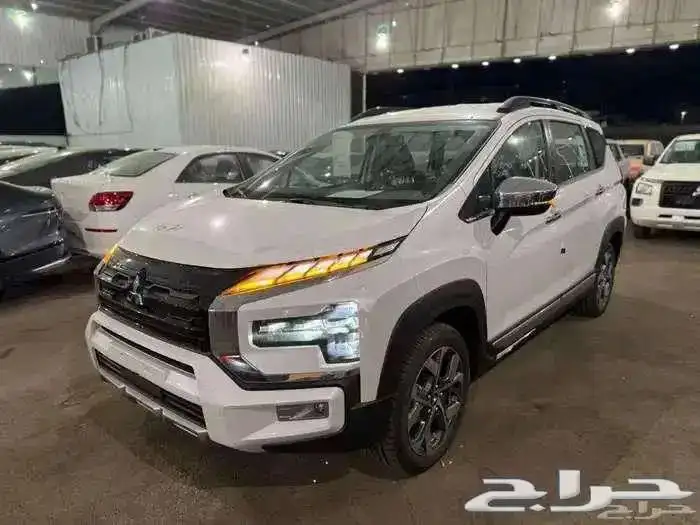 ميتسوبيشي اكسباندر كروس 2025 عرووض تحطيم الاسعار 2