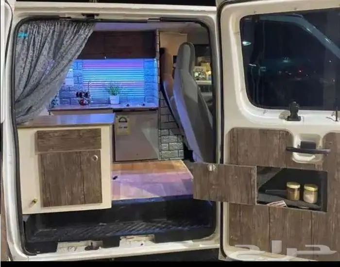 فان 2013 محول لكرفان 4