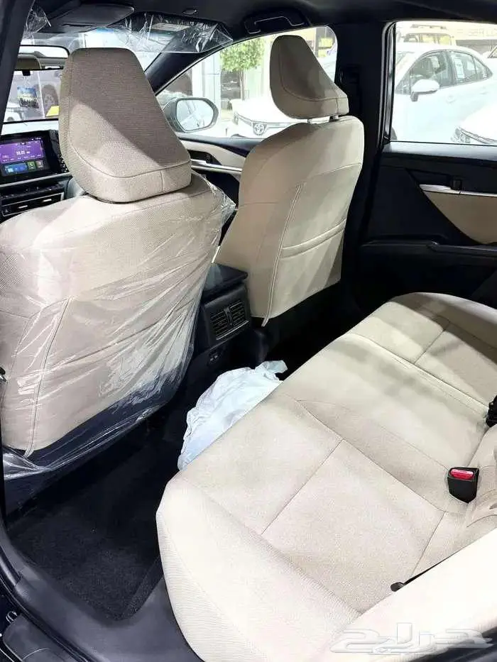 تويوتا كامري E بنزين سعودي 2025 اسود 11