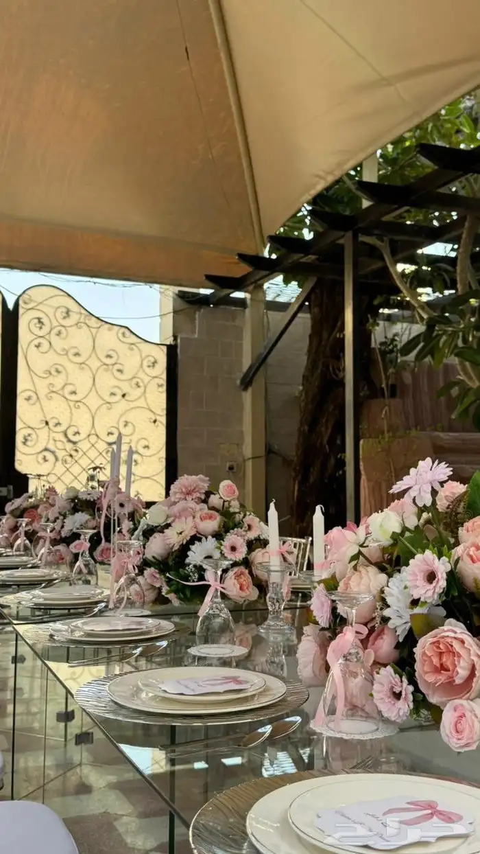 تنسيق وتجهيز طاولات طعام 5