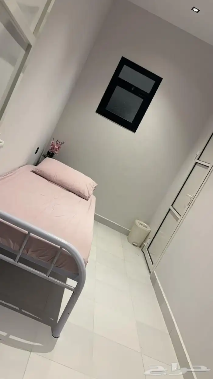 ملحق بسطح 11