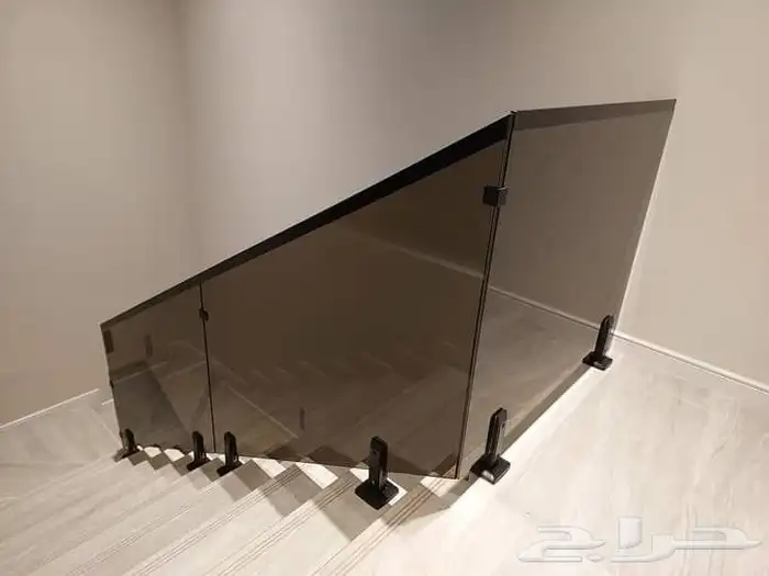 درابزين زجاج سكريت 12ملي 0