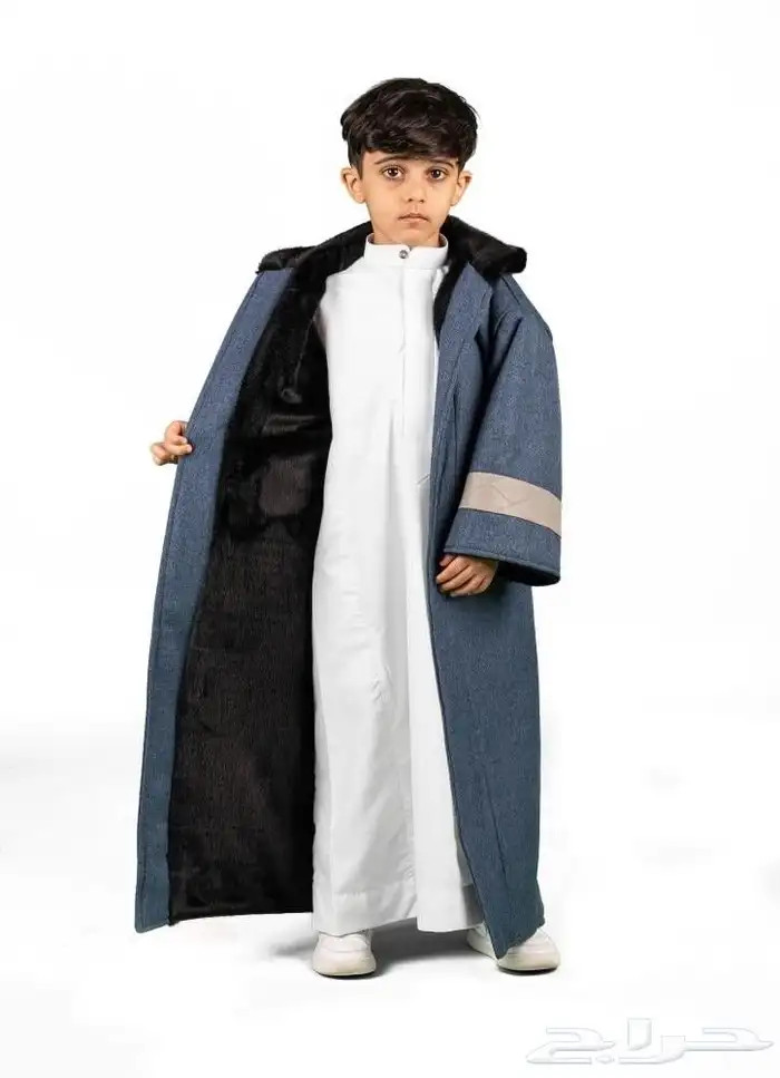 فروة ولادي بلون الأزرق مع جلد رصاصي 0