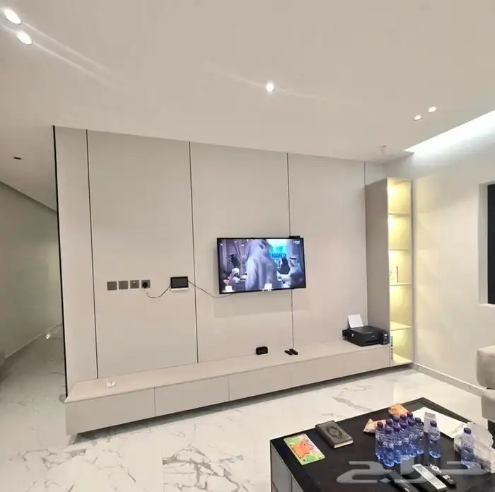 ديكور قاطعي شيبورد معا رف معا طاوله فخم 0